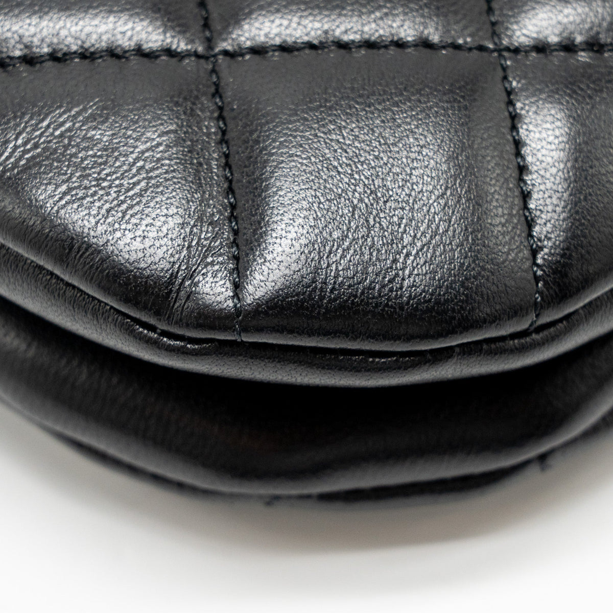 24C QUILTED SMALL MESSENGER BAG BLACK LAMBSKIN GHW (MICROCHIP)